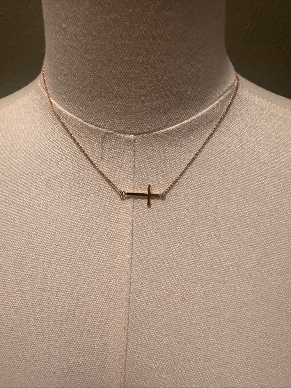 Stella & Dot Gold Sideways Cross Necklace